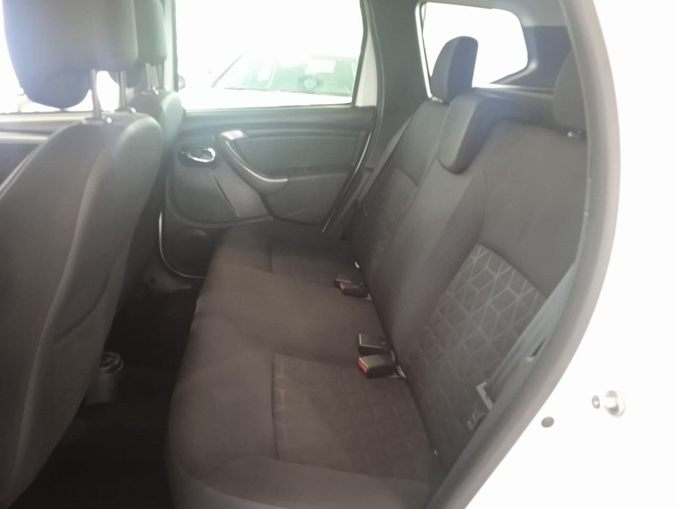 Dacia Duster Laureate 4x2 foto 15