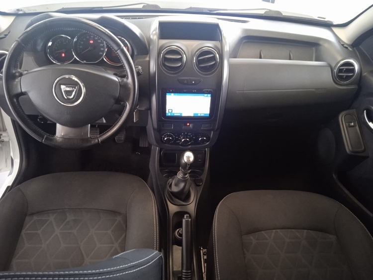 Dacia Duster Laureate 4x2 foto 9