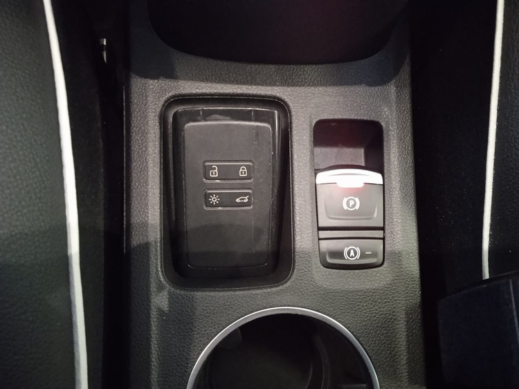 Renault Captur II Techno foto 23