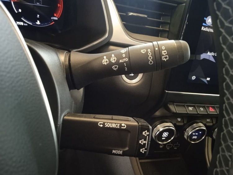 Renault Captur II Techno foto 13