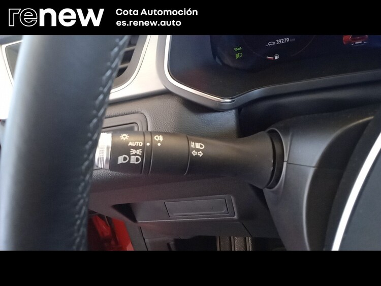 Renault Captur II ZEN E-TECH HIBRIDO ENCHUFABLE foto 22