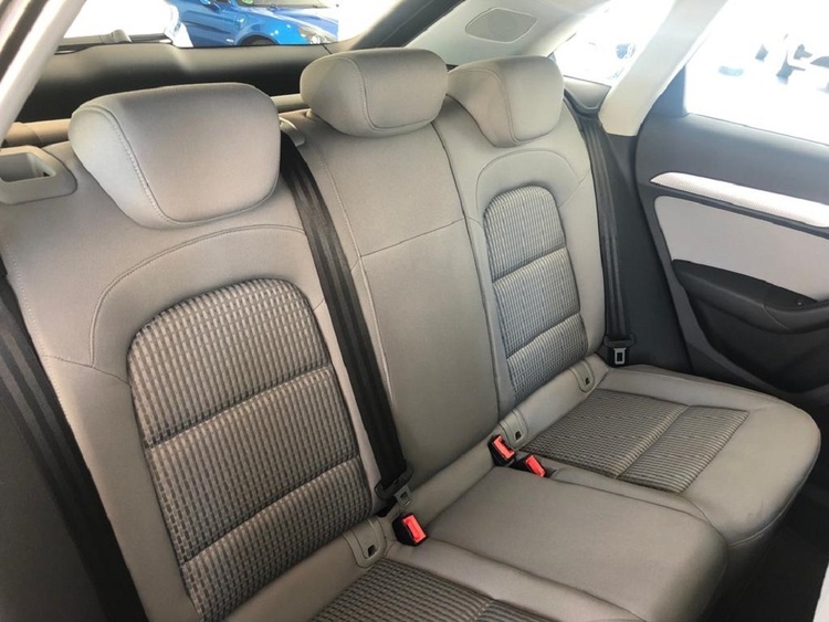Audi Q3 design edition foto 11
