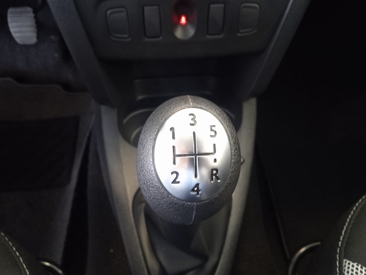 Dacia Sandero Stepway Essential foto 18