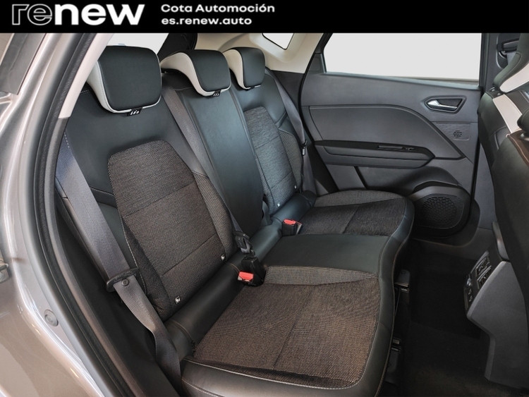Renault Captur II Techno foto 19