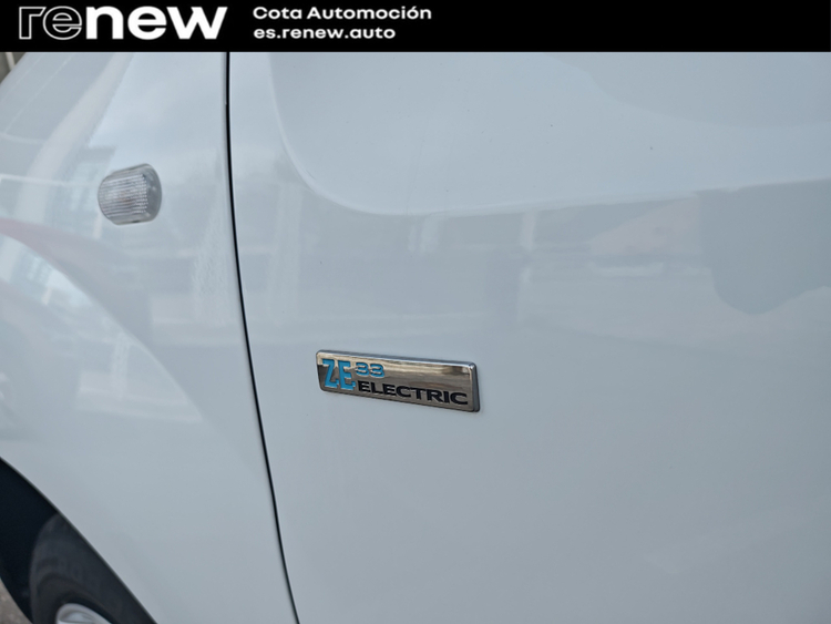 RENAULT KANGOO ZE E-TECH foto 21
