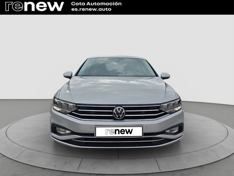 VOLKSWAGEN PASSAT 2.0TDI EVO Executive DSG7 110kW foto 3