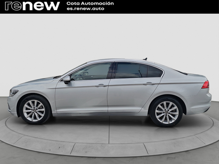 VOLKSWAGEN PASSAT 2.0TDI EVO Executive DSG7 110kW foto 4