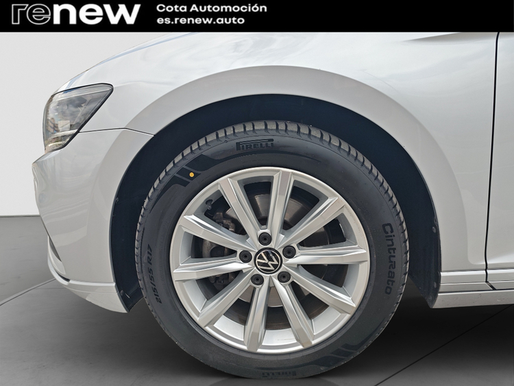 VOLKSWAGEN PASSAT 2.0TDI EVO Executive DSG7 110kW foto 22