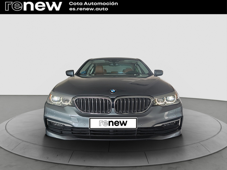 BMW Serie 5 530e foto 3