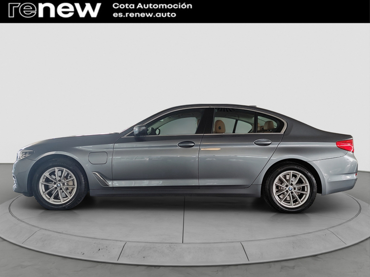 BMW Serie 5 530e foto 4
