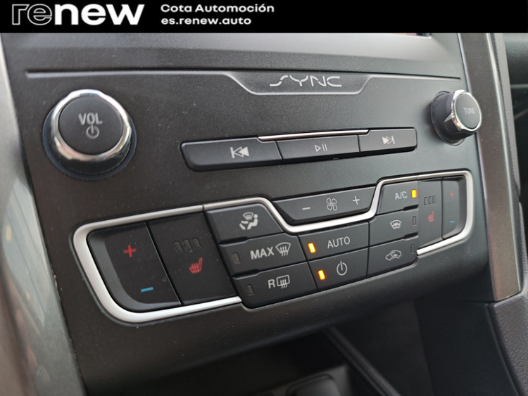 Ford Mondeo Titanium foto 24