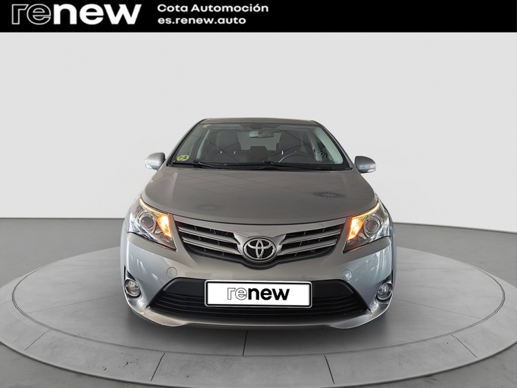 Toyota Avensis Advance foto 3