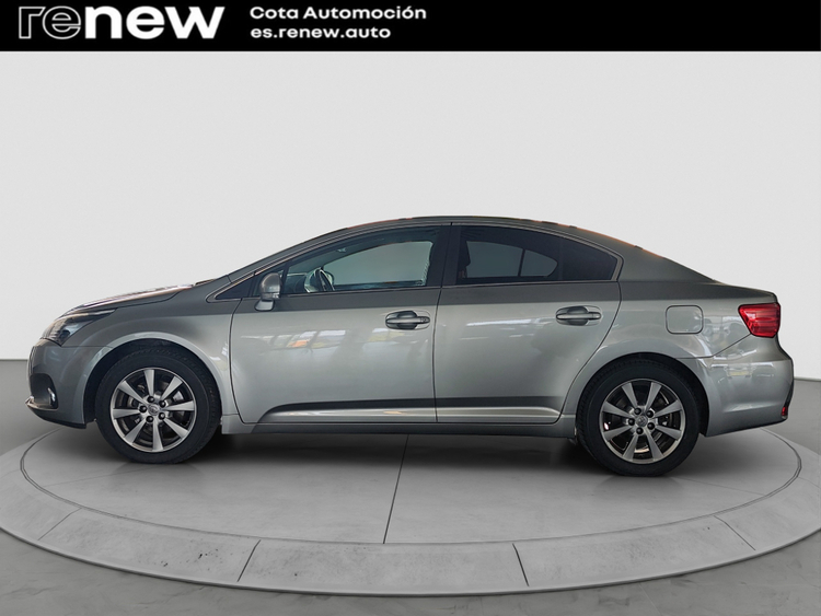 Toyota Avensis Advance foto 4