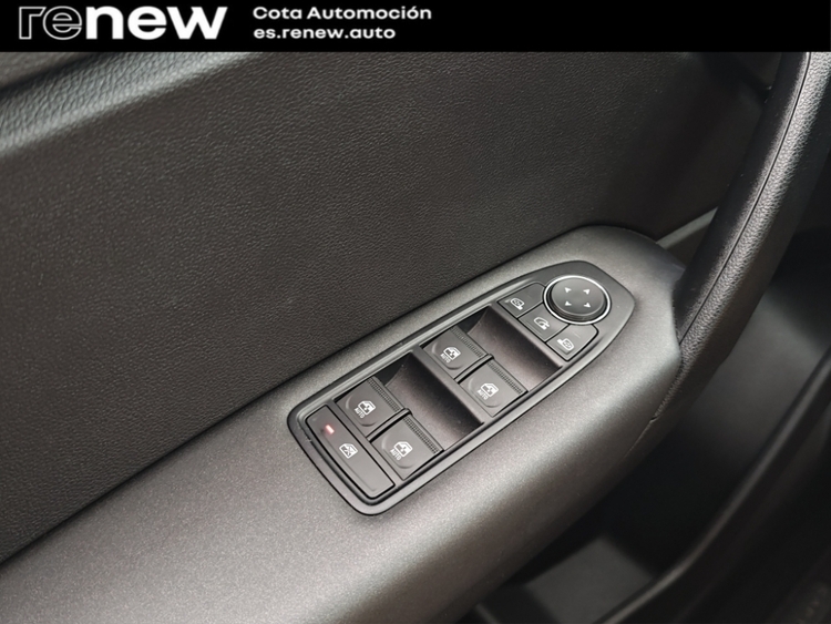 RENAULT CAPTUR INTENS HIBRIDO 145 CV foto 16