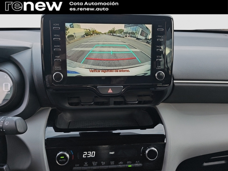 TOYOTA YARIS CROSS 1.5 BUSINESS PLUS 120CV HIBRIDO foto 16