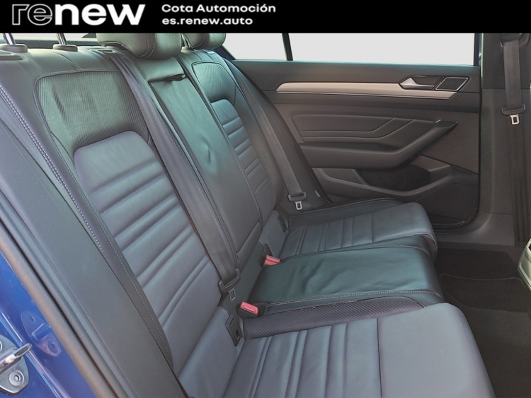 Volkswagen Passat R-Line foto 20