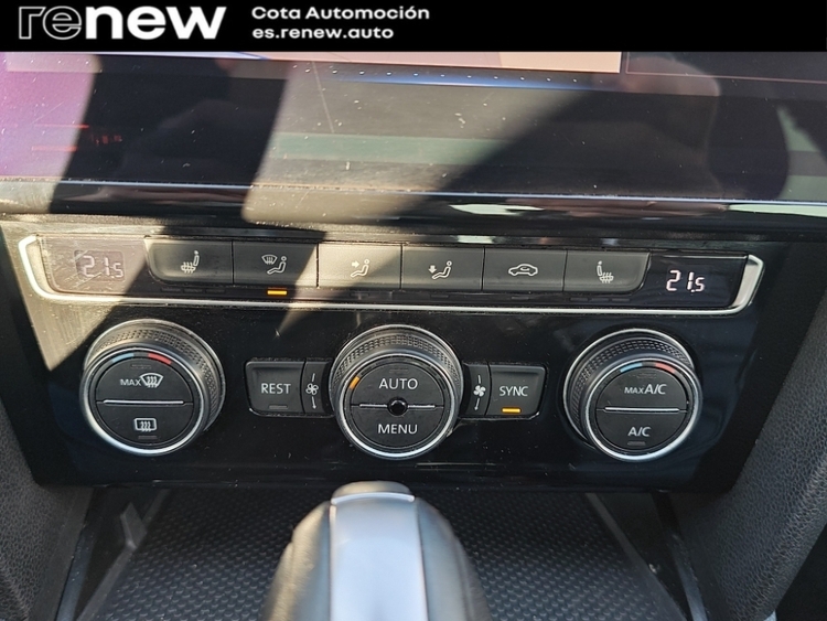 Volkswagen Passat R-Line foto 22