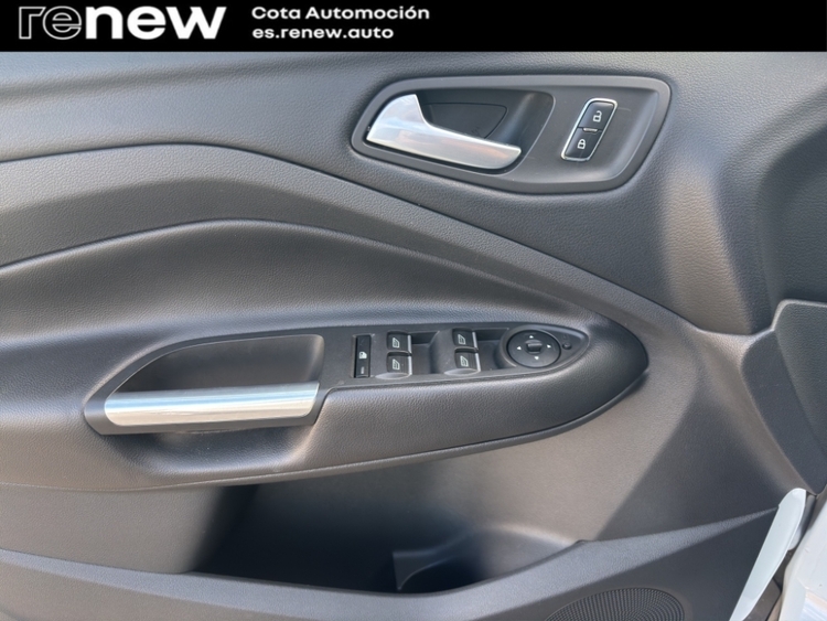 Ford Kuga TREND foto 16