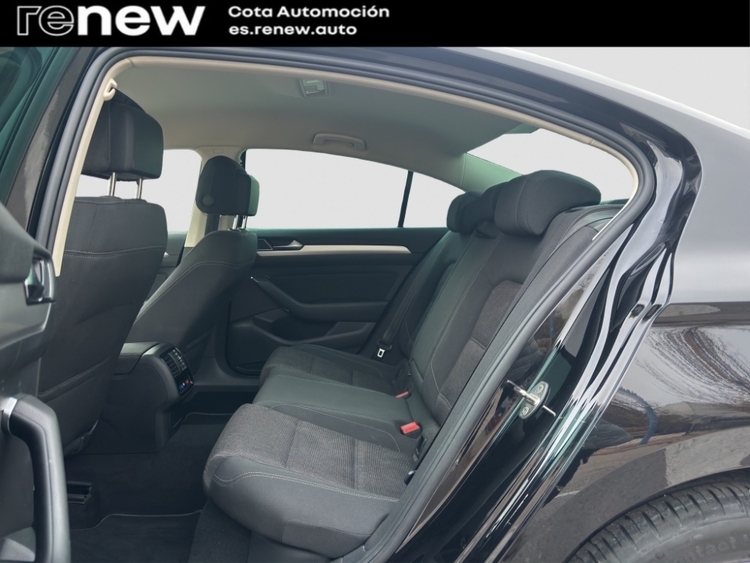 Volkswagen Passat Advance BMT foto 8