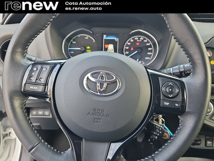 Toyota Yaris Active foto 14