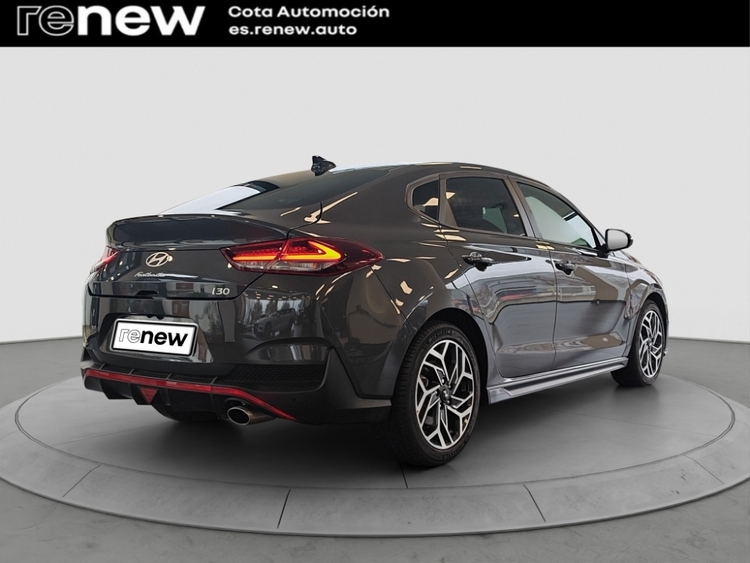 Hyundai i30 Fastback N Line foto 9