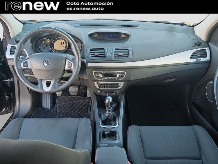 Renault Megane Coupe Dynamique foto 10