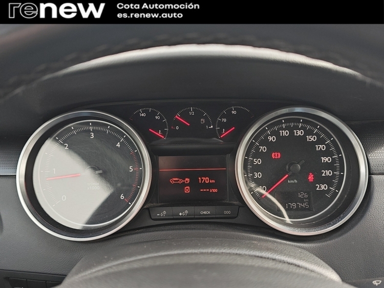 Peugeot 508 Allure foto 15