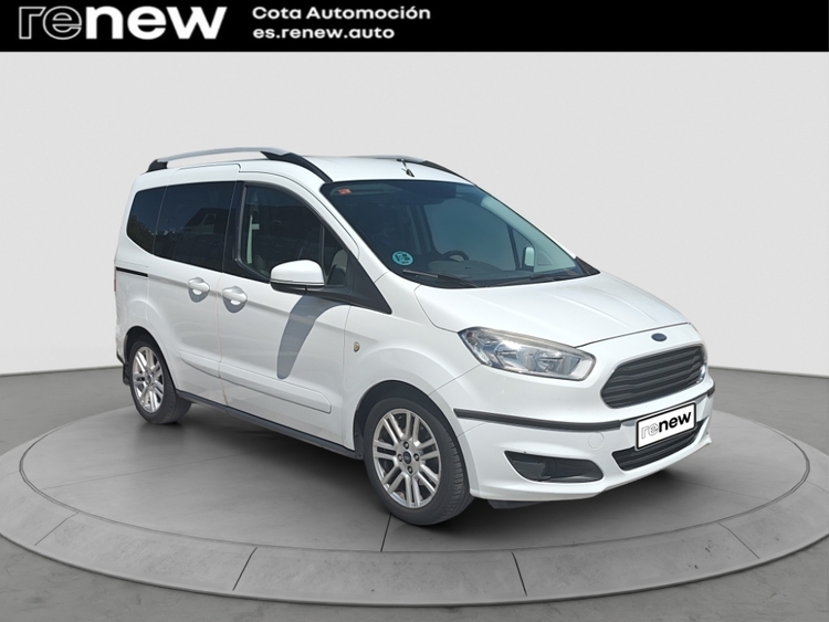 Ford Tourneo Courier Titanium foto 12