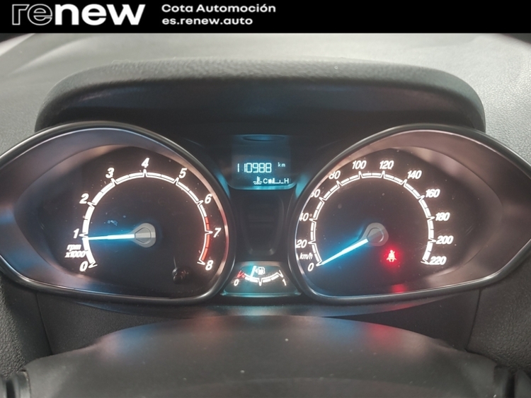 Ford Tourneo Courier Titanium foto 14