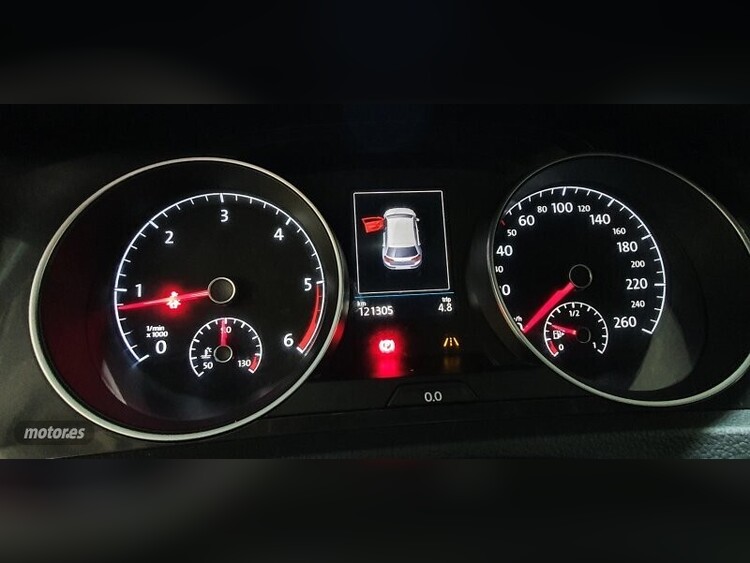 Volkswagen Golf VII Advance foto 14