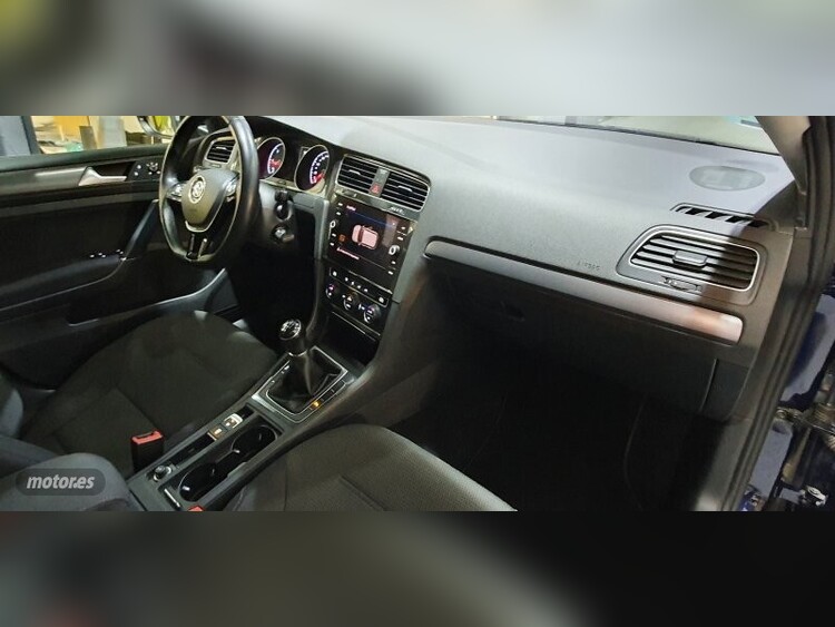 Volkswagen Golf VII Advance foto 9